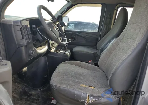 2011 Chevrolet Express G2500 z USA, uszkodzony, nr VIN 1GCWGFCA5B1178948